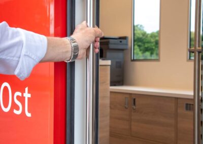 LowLiner 6.8 – Mobile bank branch - Easy Entry